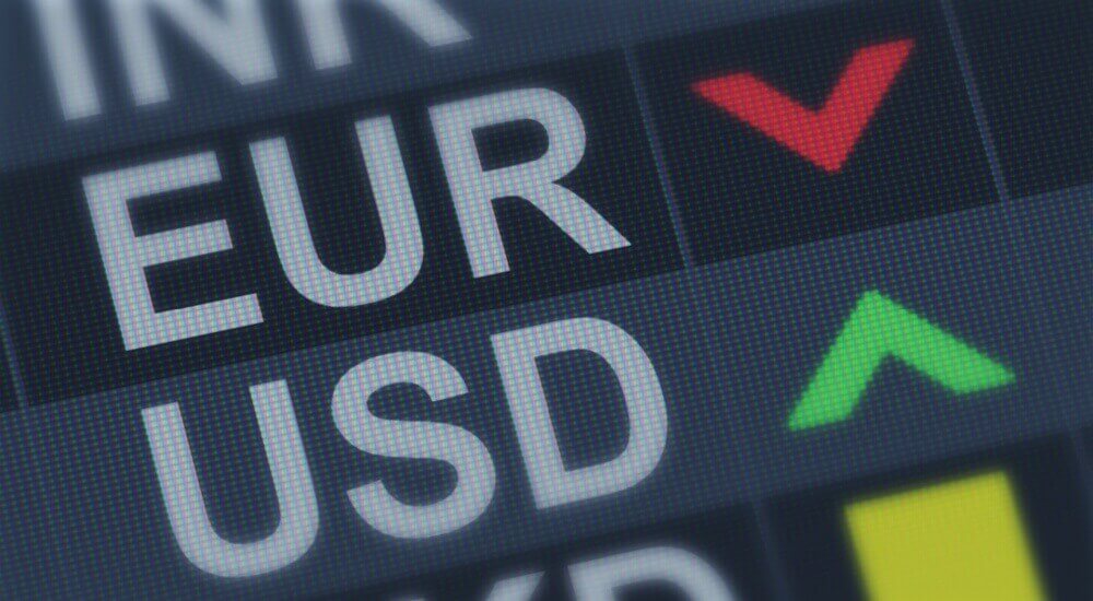 EUR/USD pair falls amid tariff concerns