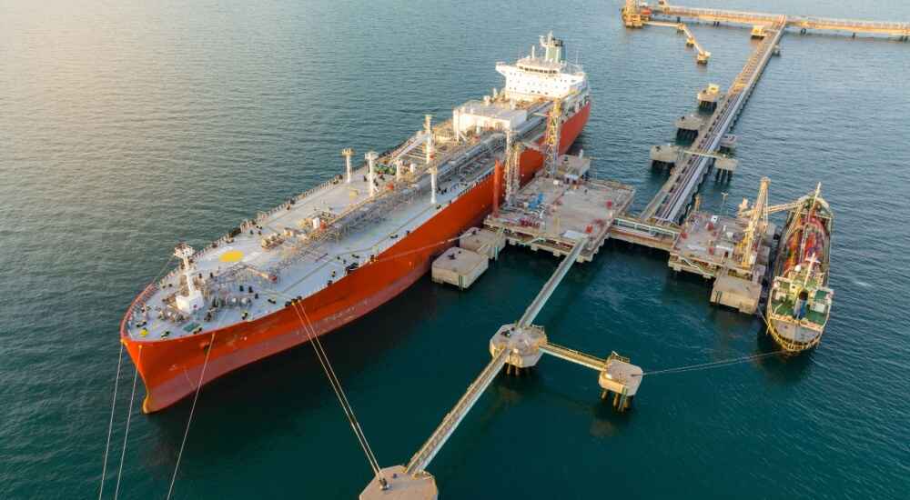 Crude oil loses ~2% on easing supply concerns - ADSS