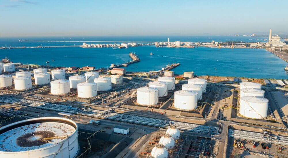 Crude oil declines on easing supply concerns
