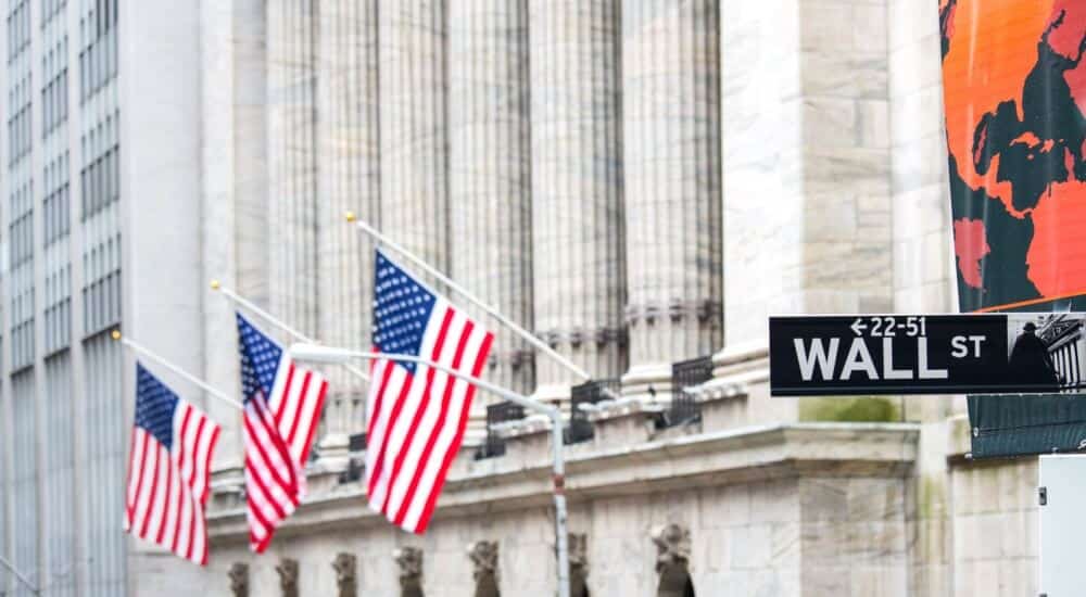 Dow surges 400 points ahead of earnings, inflation